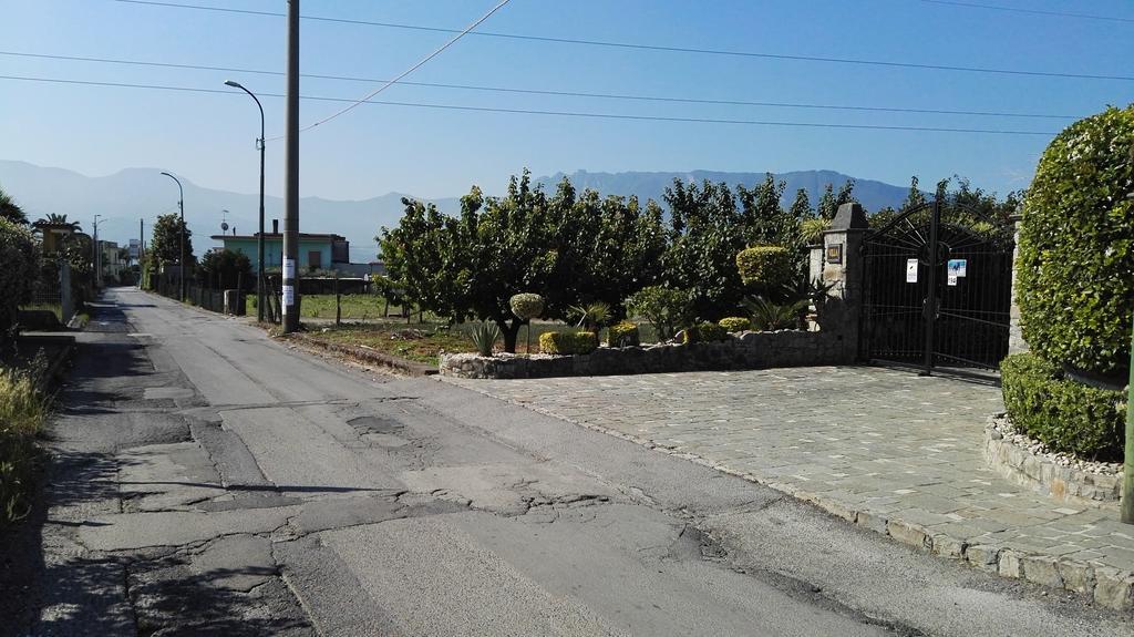 B&B Villa Lura Pompei Exterior photo